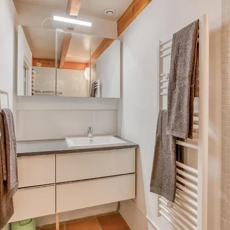 Holiday home Charmante Maison Proche *