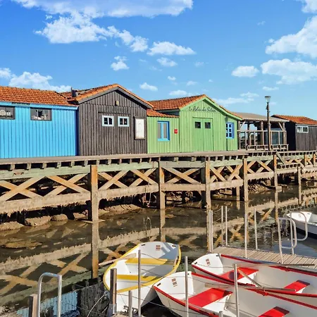 Holiday home Charmante Maison Proche *